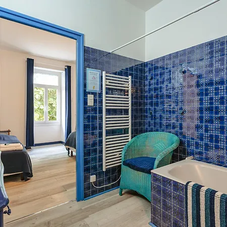 D'hote Saphir Bed & Breakfast