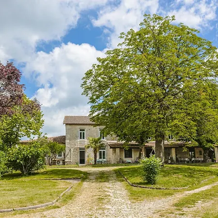 D'hote Saphir Bed & Breakfast